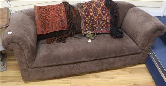 A drop end upholstered Chesterfield settee, W.190cm